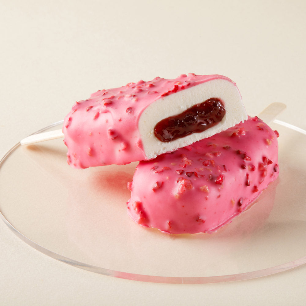 PreGel Crunchy Coatings Red Berries by Papagino Foods Inc. features a crispy coating with red berry flavor for gelato toppings.