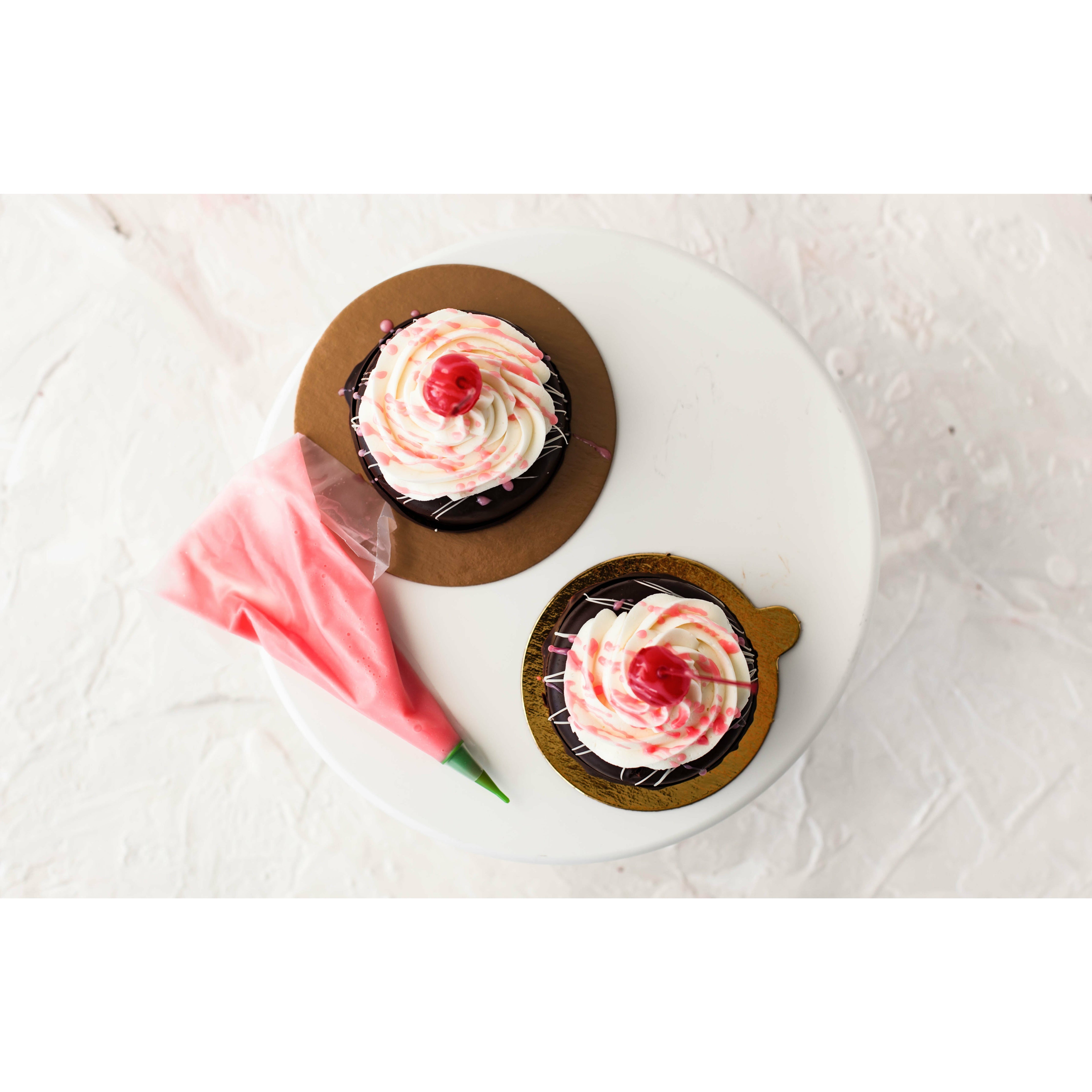 Single Serve Portion Mono Gold Pastry Boards with Tab 2 1/8 Round .050 (500 Pieces) - Papagino Foods Inc.