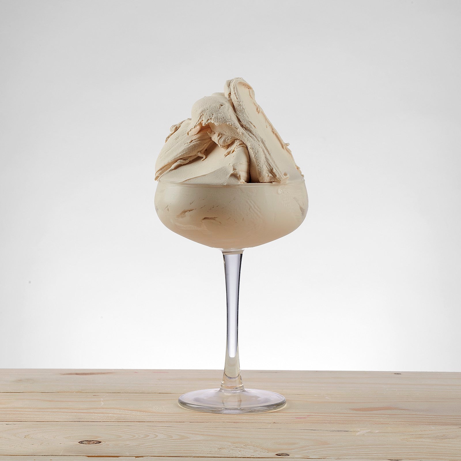 PreGel Hazelnut Regina (Premium Light Toasted Hazelnut) Traditional Paste - Papagino Foods Inc.