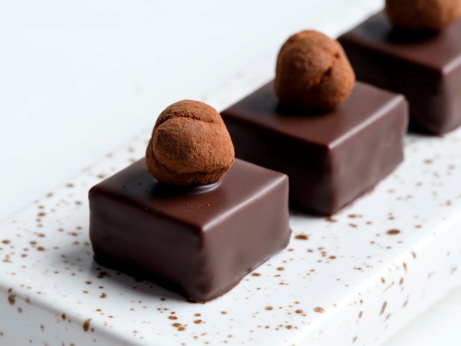 Belcolade 55% Dark Chocolate Drops 15 KG **Pickup Only OR Shipping At Your Own Risk** - Papagino Foods Inc. 