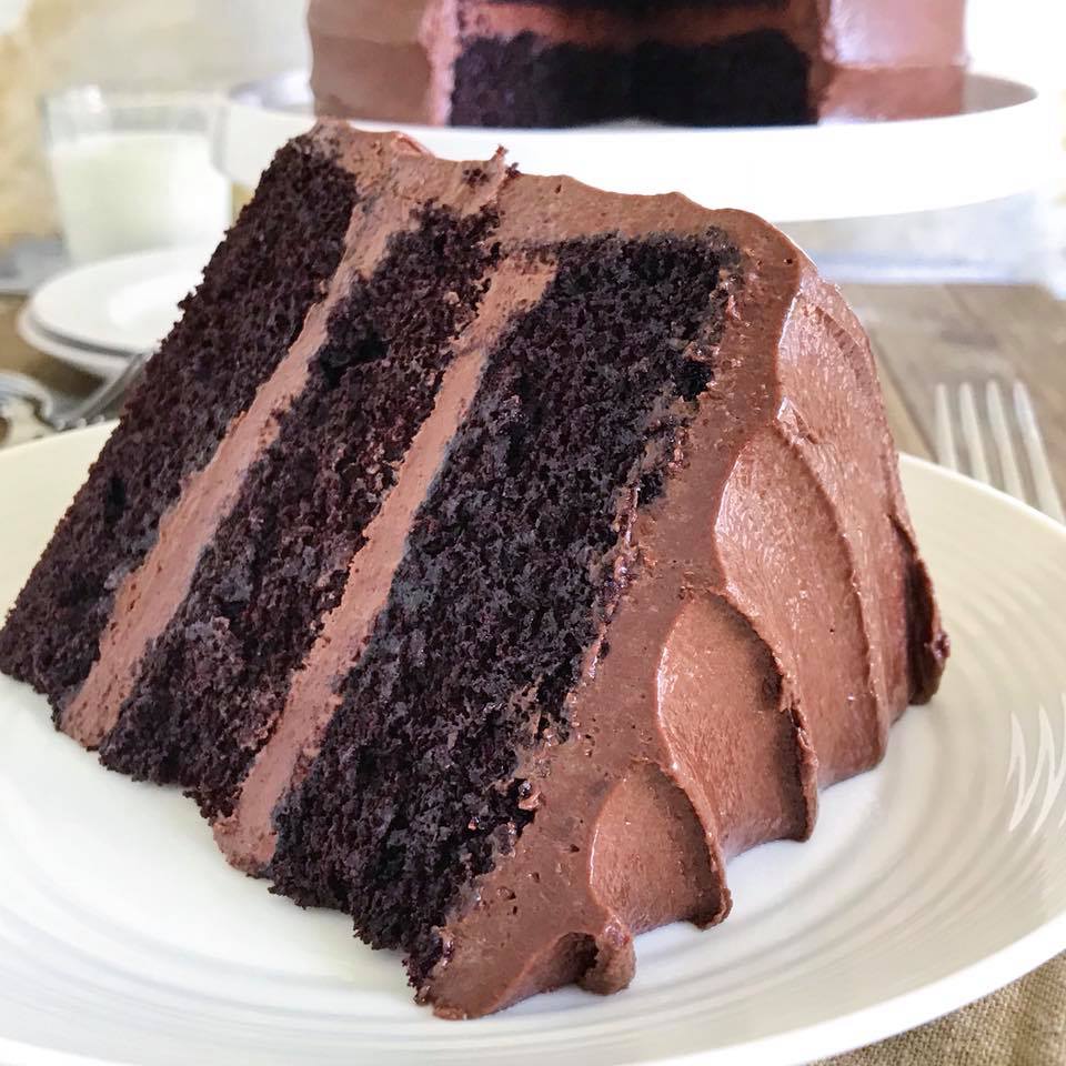 Chocolate Devil's Food Cake Mix 2 kg - Papagino Foods Inc.